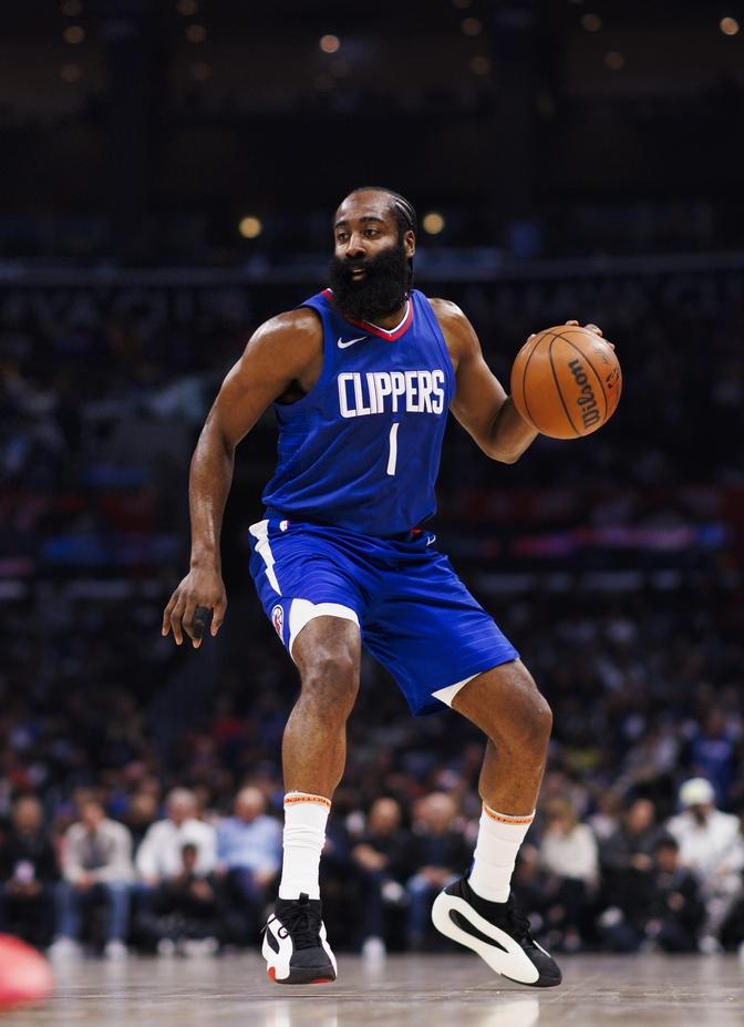 关于CBA常规赛官宣日再迎强敌，圣保罗绝杀压哨，主帅态度——质疑声四起，球队文化被再次提及的信息