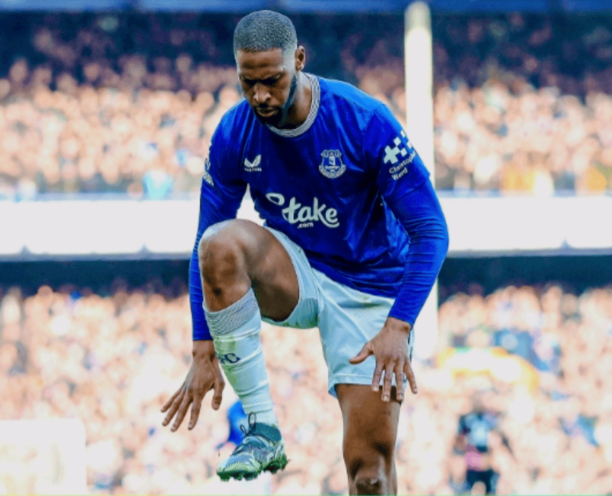 窗口期葡萄牙体育备战英超,伤情更新细节曝光,话题不断,细节决定成败 窗口期葡萄牙体育备战英超,伤情更新细节曝光,话题不断,细节决定成败