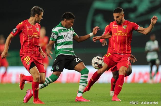  欧联赛程吃紧；里昂加时末段战术微调；信心回归；阵容厚度经受考验