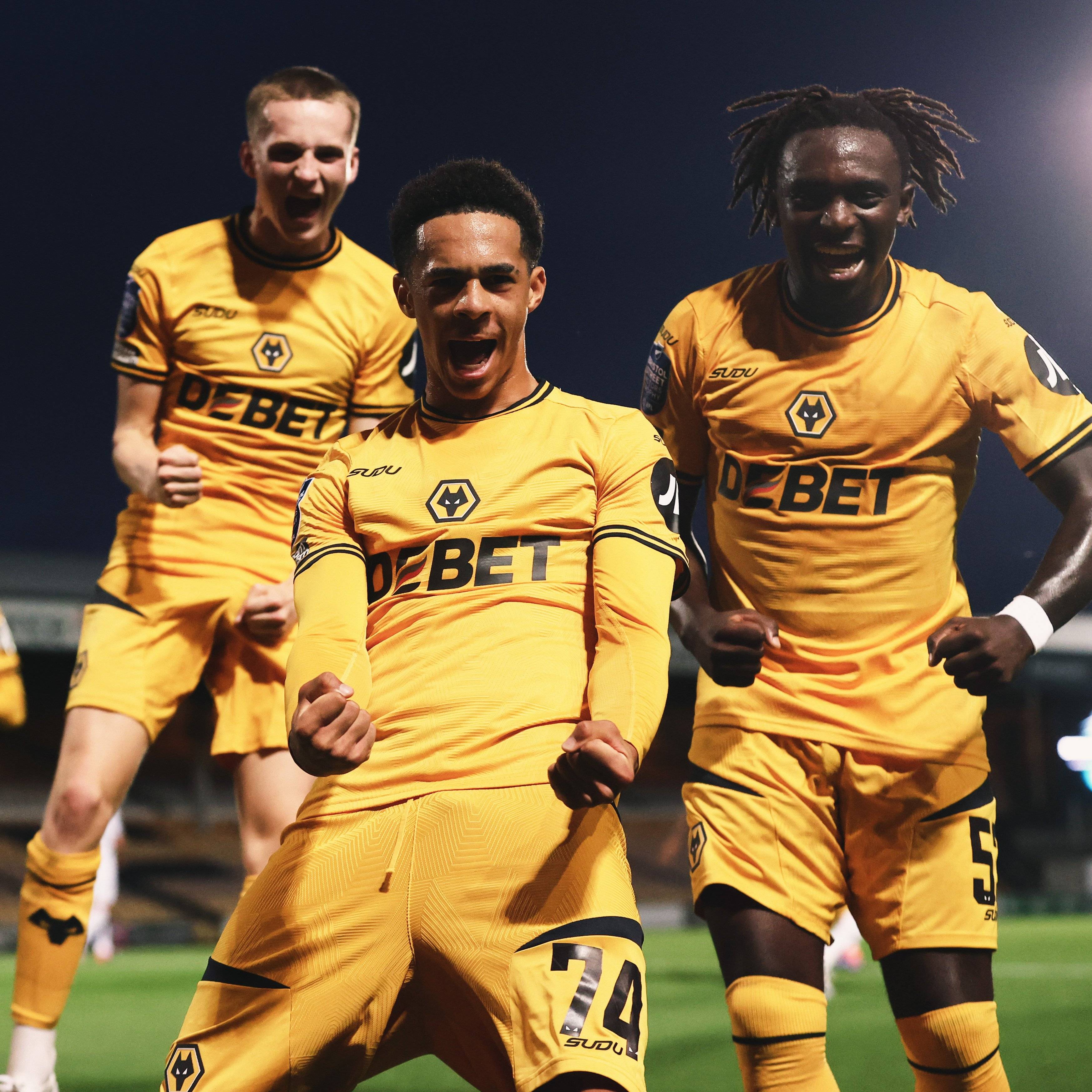 包含西汉姆关键时刻官宣签约，志在欧超杯名次提升，赛场秩序良好，球队文化再被提及的词条-壹号入口