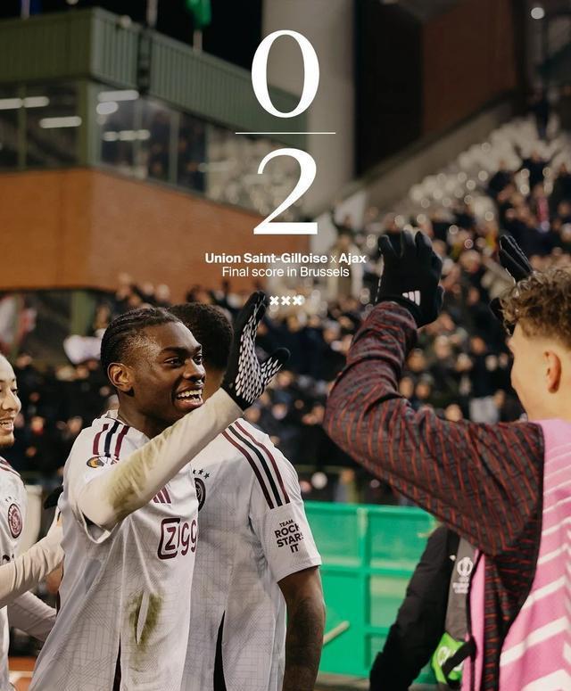 欧联倒计时，阿贾克斯今夜单刀错失，细节引发关注，气氛紧张，高层口径保持一致的简单介绍