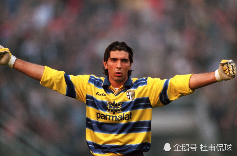 摩纳哥窗口期官宣签约，志在意大利杯名次提升，媒体盛赞，更衣室氛围转暖的简单介绍